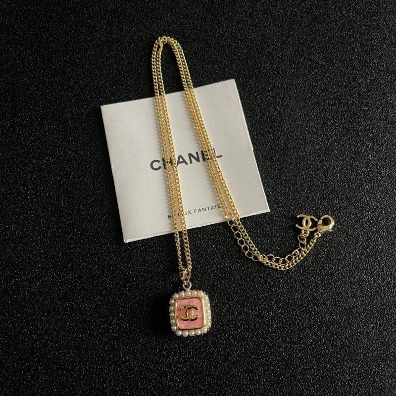 Tailored Chanel Necklaces 224693