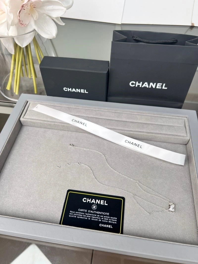 Chanel Necklaces Cozy 224631
