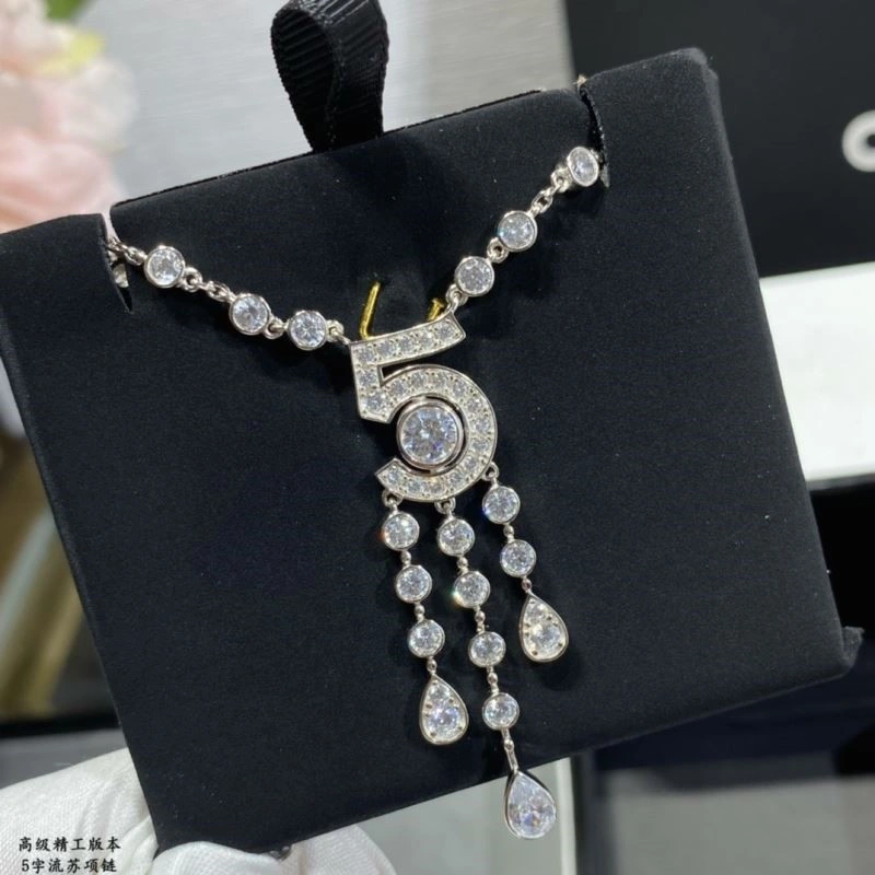 FreshLook Chanel Necklaces 224611