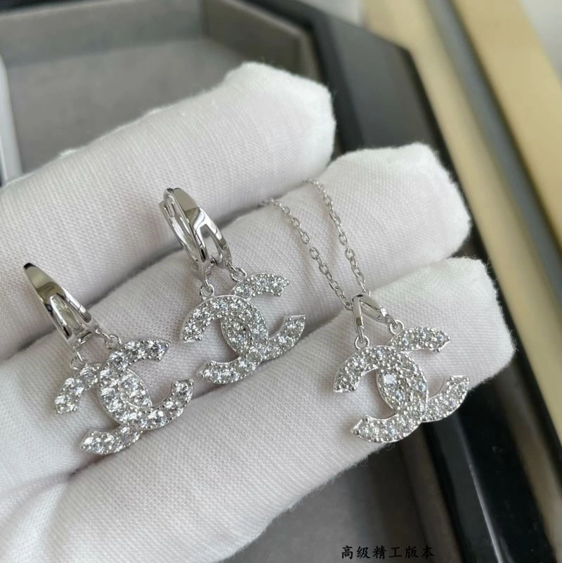 ModernLook Chanel Necklaces 224607