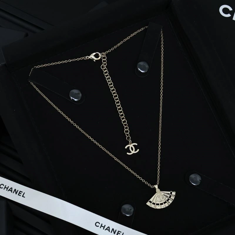 Popular Chanel Necklaces 224617