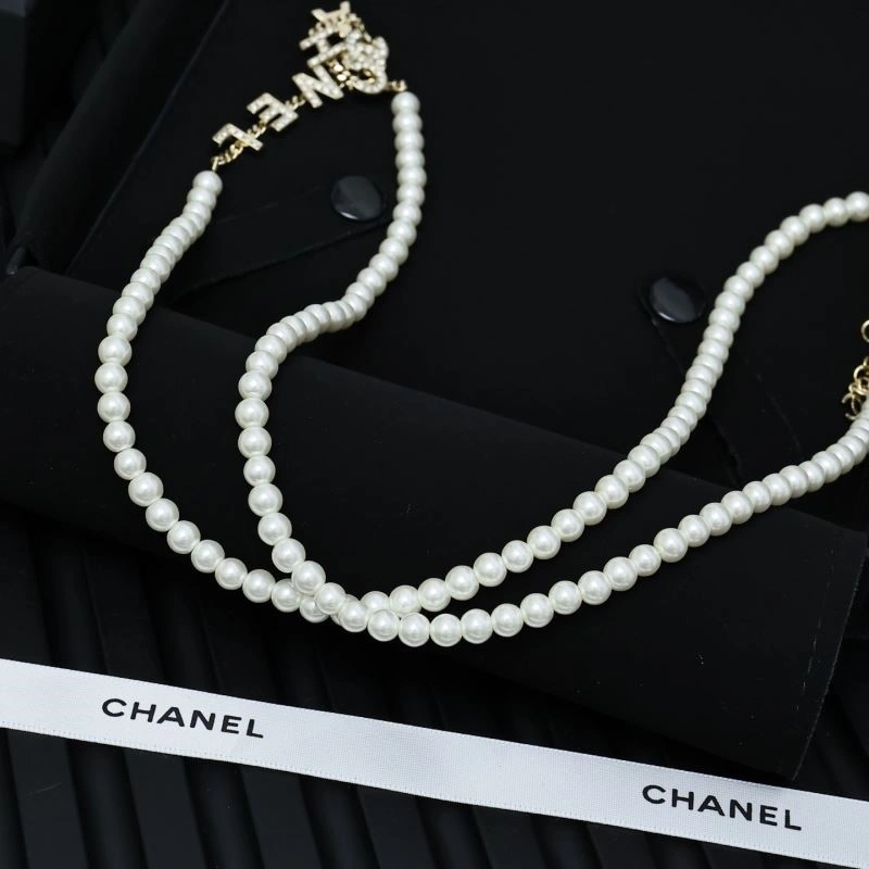 Chanel Necklaces Snug 224575