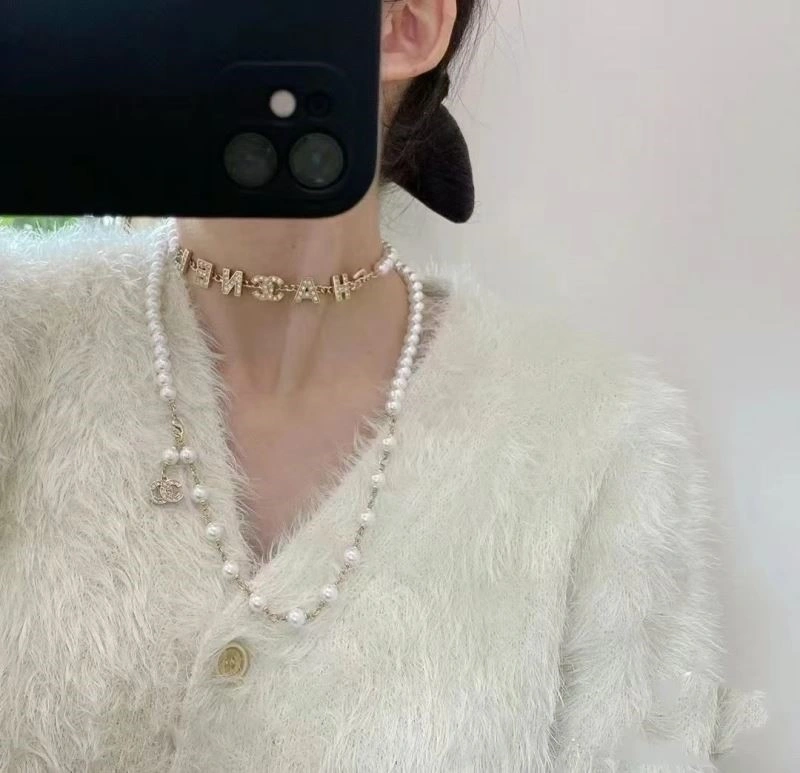 Chanel Necklaces Snug 224575
