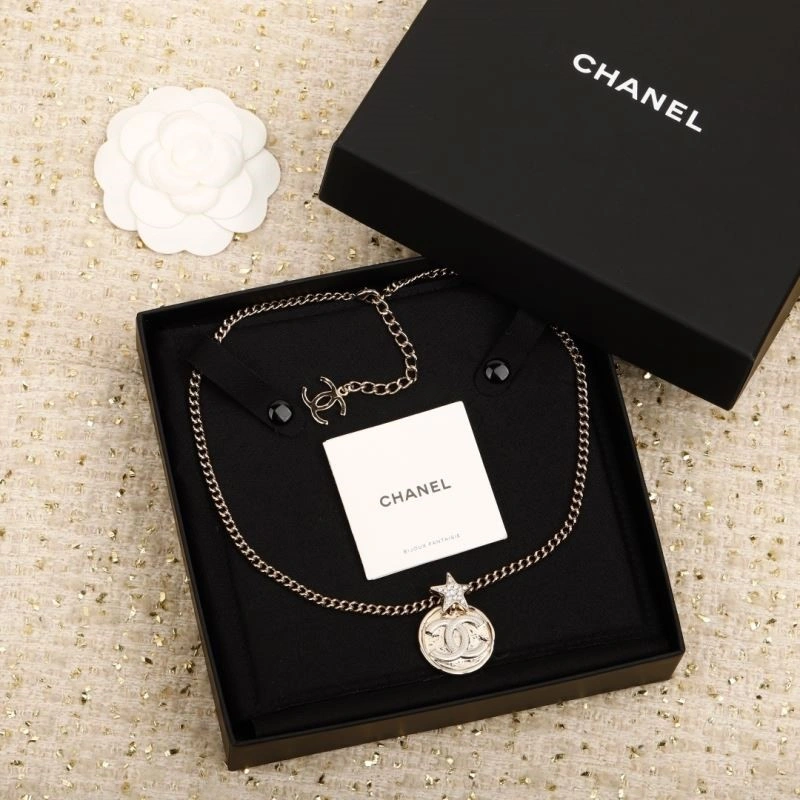 Chanel Necklaces Minimalist 224585