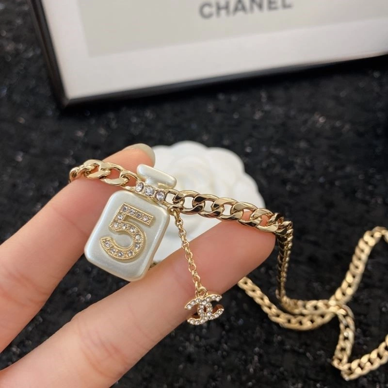 TravelReady Chanel Necklaces 224578