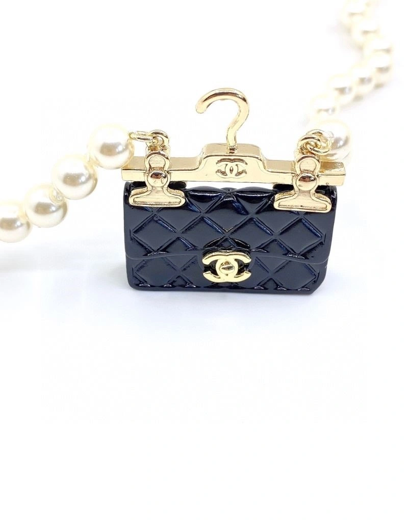 Chanel Necklaces Resilient 224576