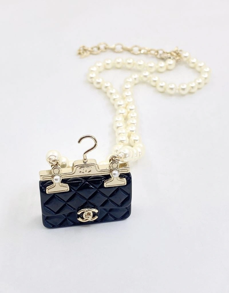 Chanel Necklaces Resilient 224576