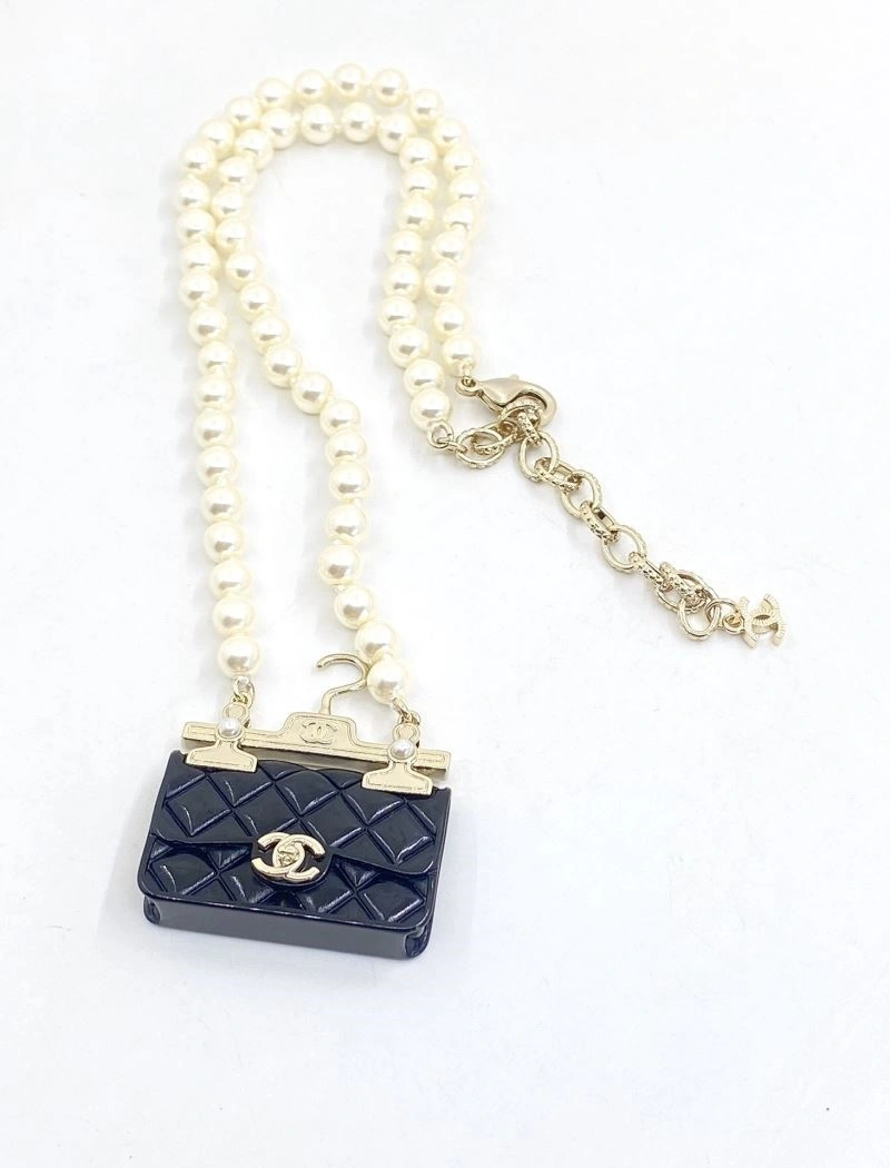 Chanel Necklaces Resilient 224576