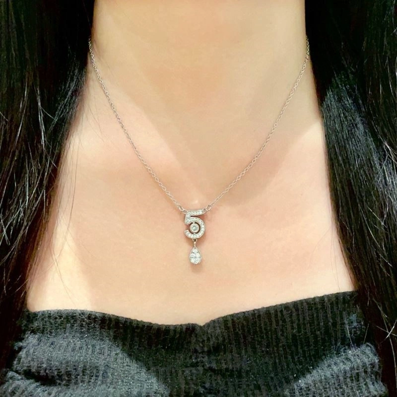 Breathable Chanel Necklaces 224561