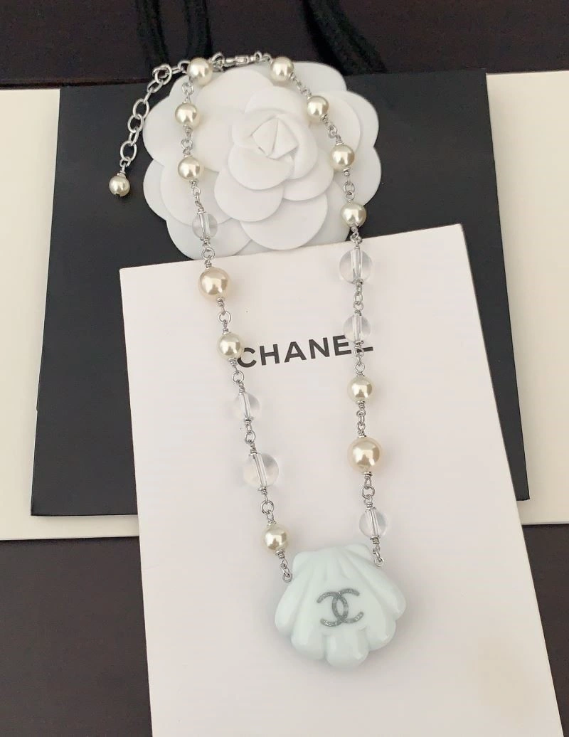 Chic Chanel Necklaces 224582