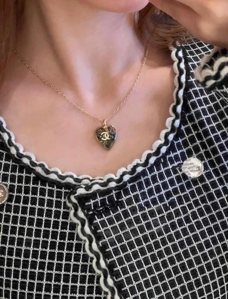 Chanel Necklaces ZipUp 224566