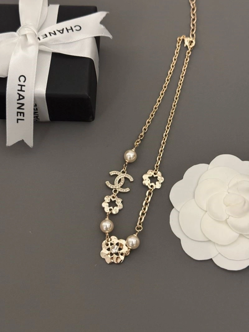 Sophisticated Chanel Necklaces 224587