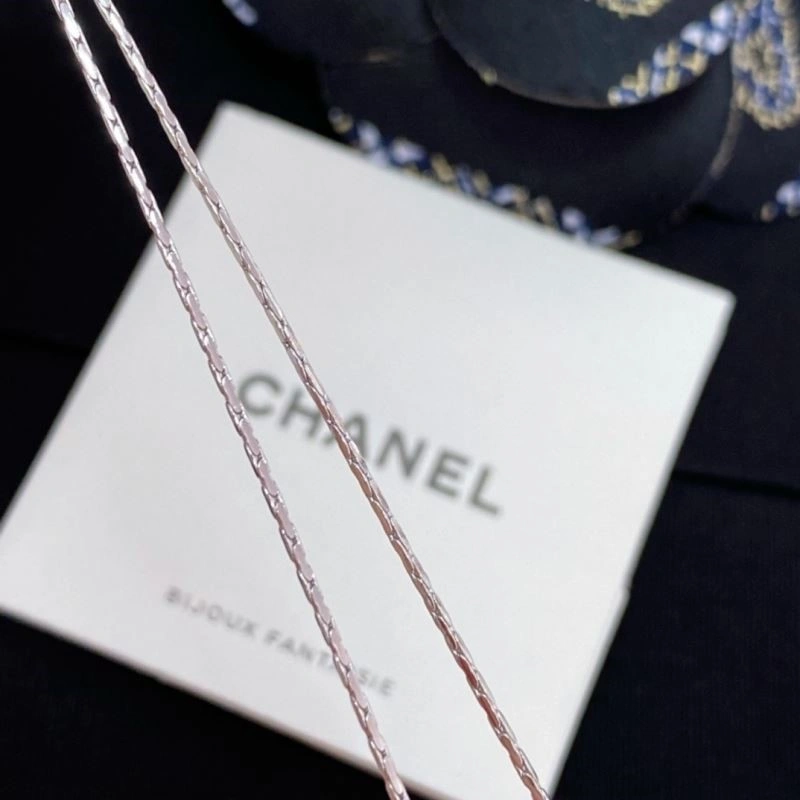 EyeCatching Chanel Necklaces 224543