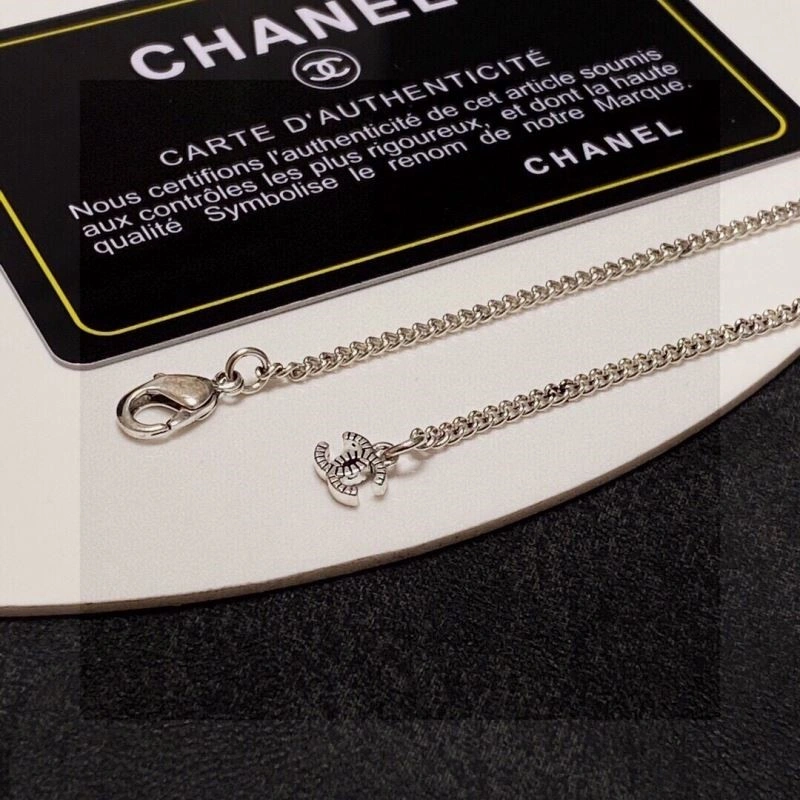 Versatile Chanel Necklaces 224541