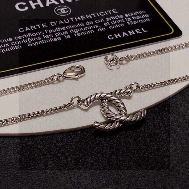 Versatile Chanel Necklaces 224541