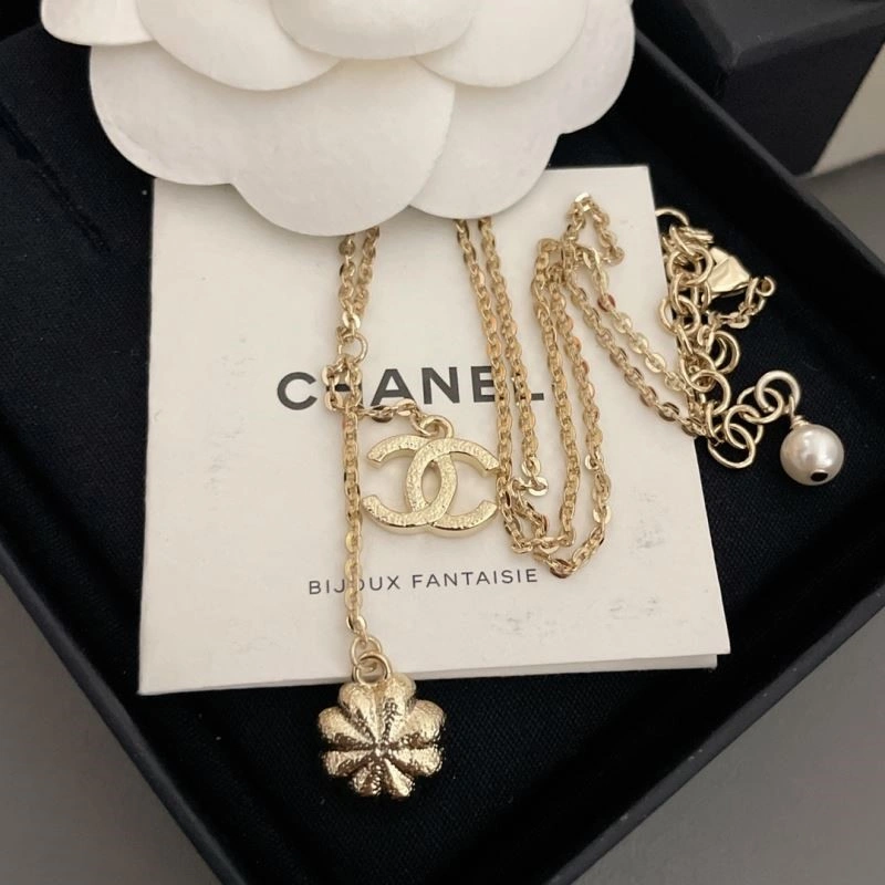 Refined Chanel Necklaces 223595