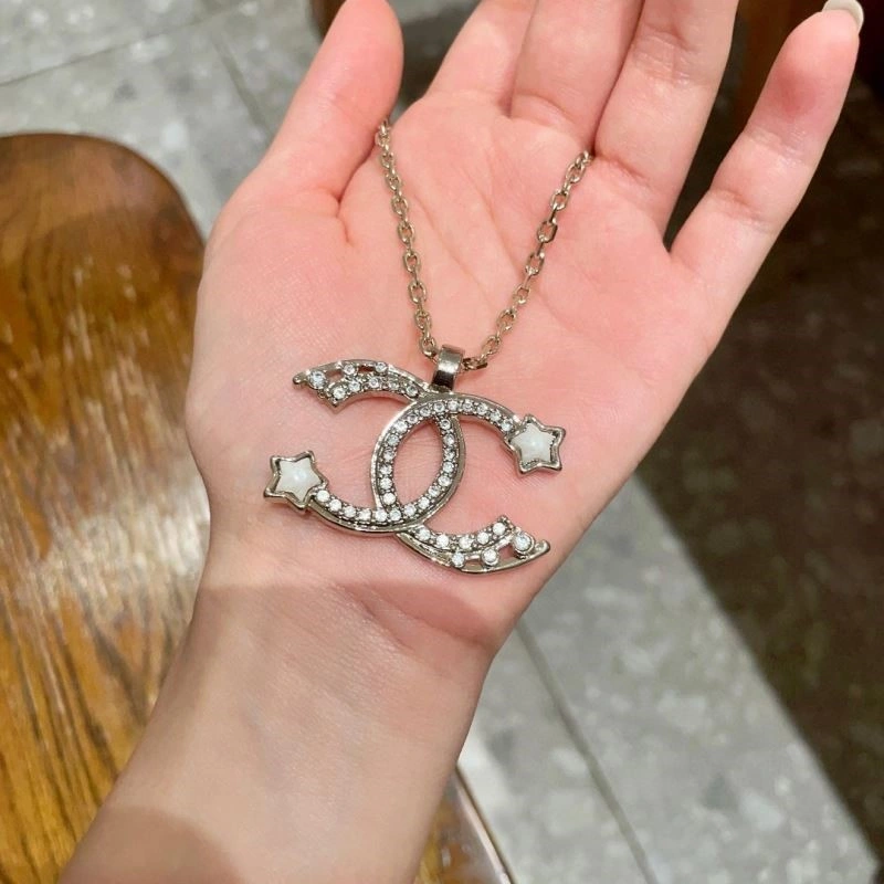 Colorful Chanel Necklaces 223579