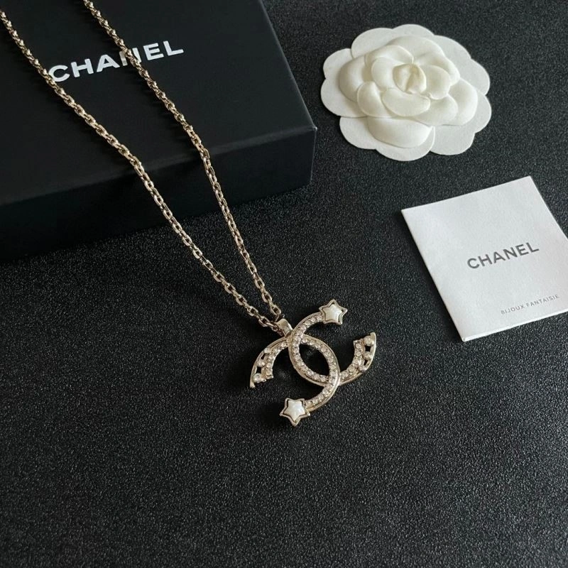 Colorful Chanel Necklaces 223579