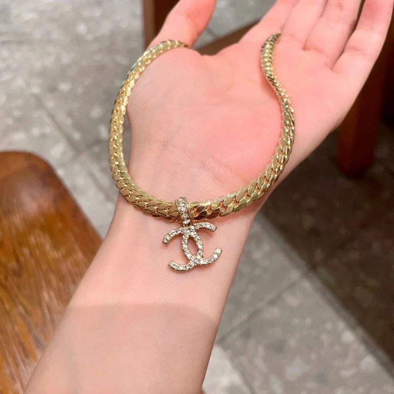StreetReady Chanel Necklaces 223573