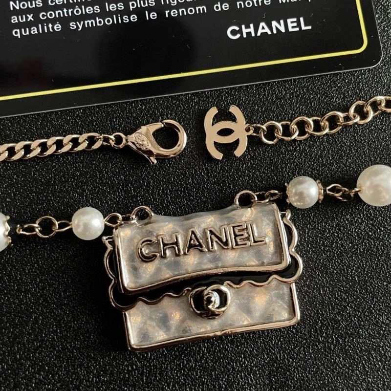 Chanel Necklaces Contemporary 223577