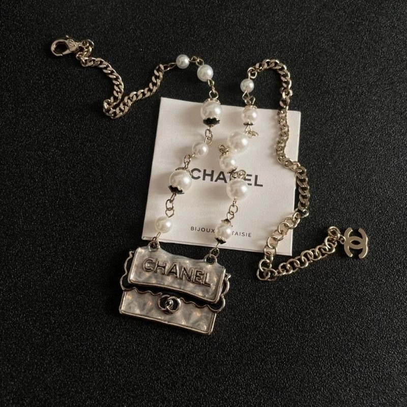 Chanel Necklaces Contemporary 223577