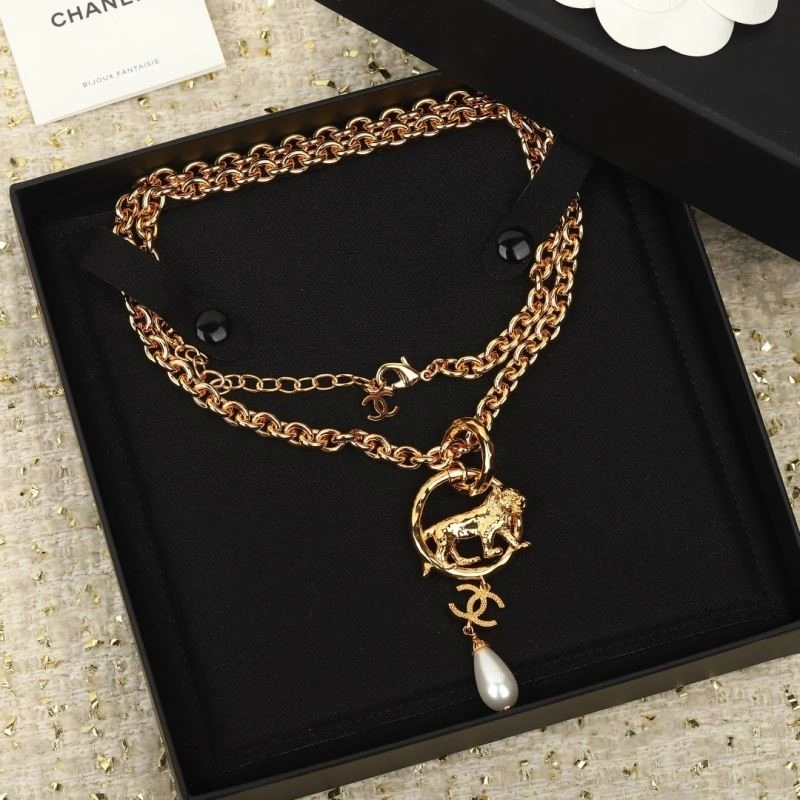 Chanel Necklaces Functional 223580