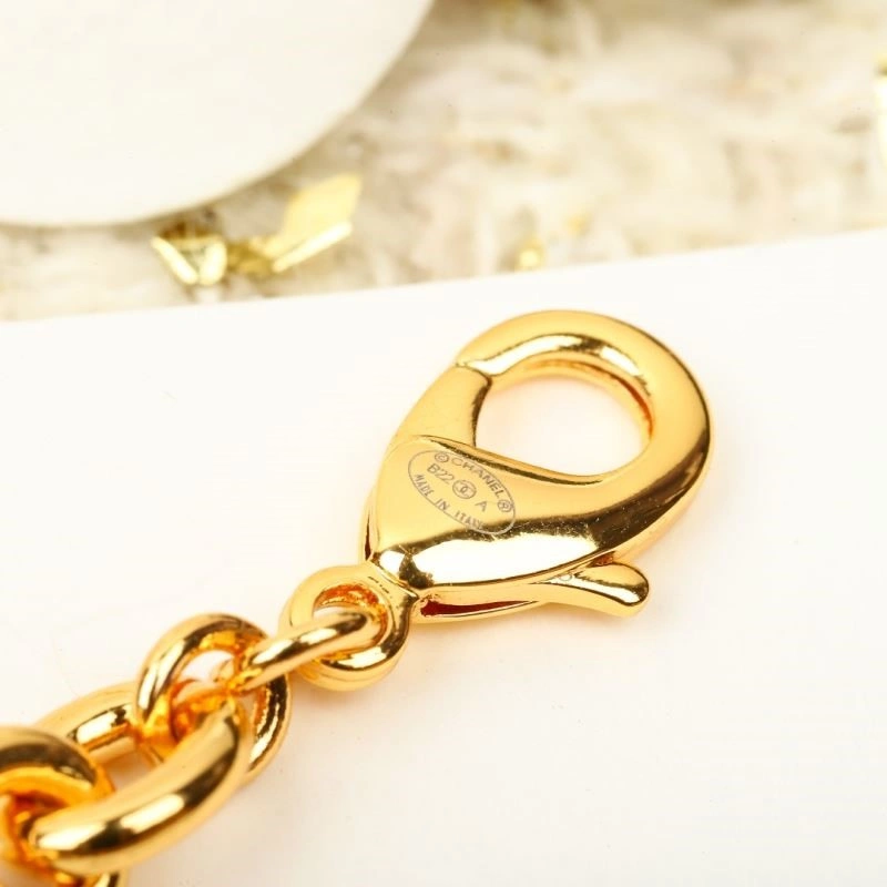 Chanel Necklaces Functional 223580