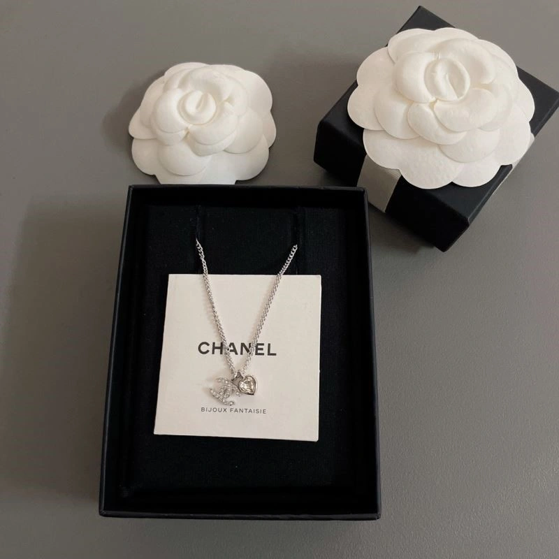 Modern Chanel Necklaces 223546