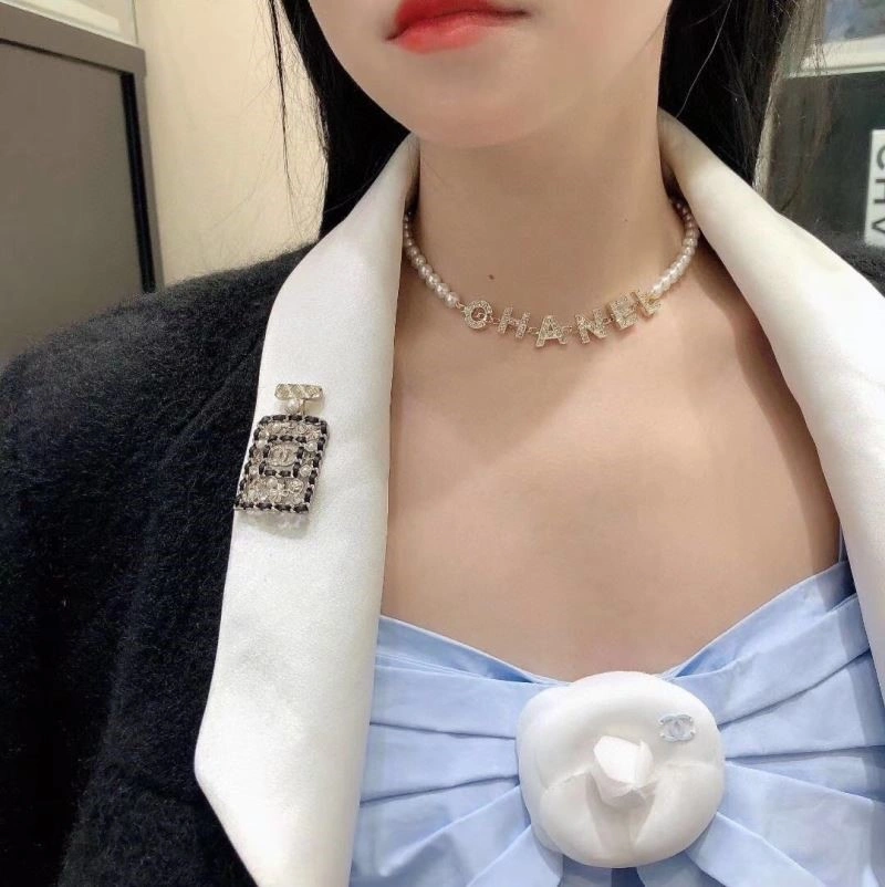 ZipUp Chanel Necklaces 223547