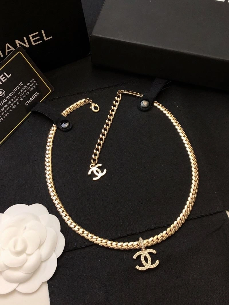 Chanel Necklaces Flexible 223601