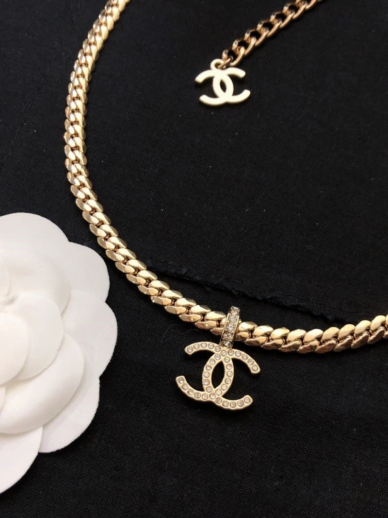 Chanel Necklaces Flexible 223601
