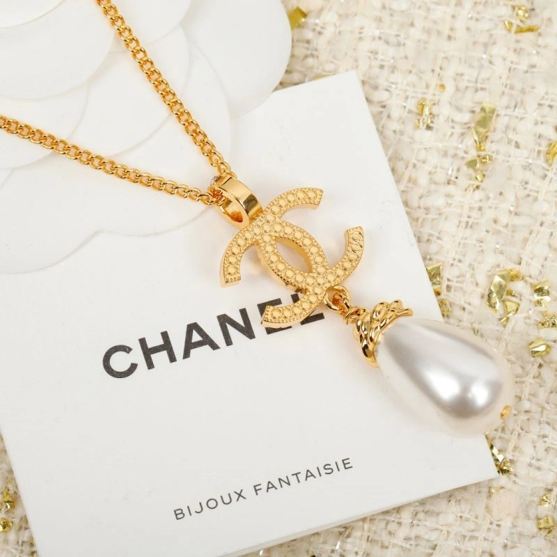 Chanel Necklaces WellDesigned 223535