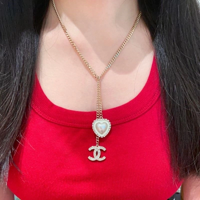 Bright Chanel Necklaces 223531
