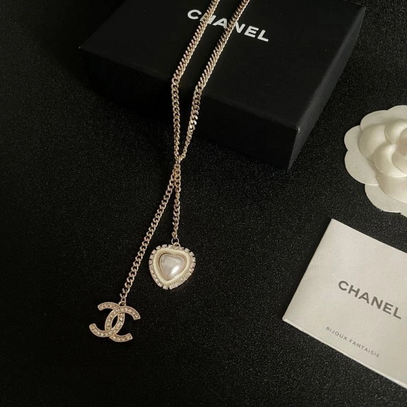 Bright Chanel Necklaces 223531