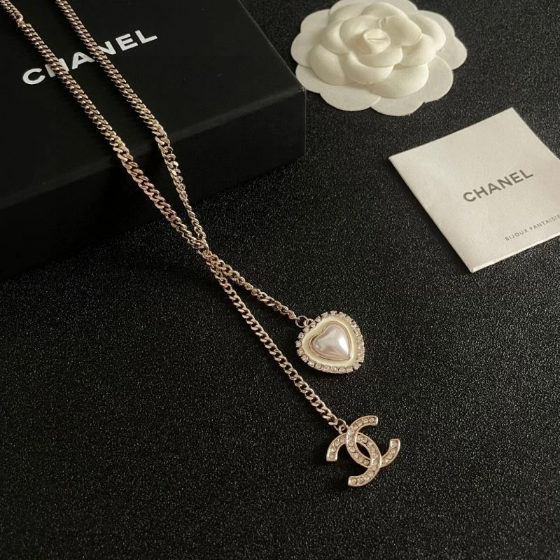 Bright Chanel Necklaces 223531