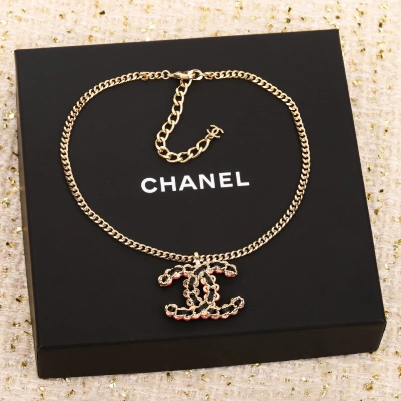 Affordable Chanel Necklaces 223539