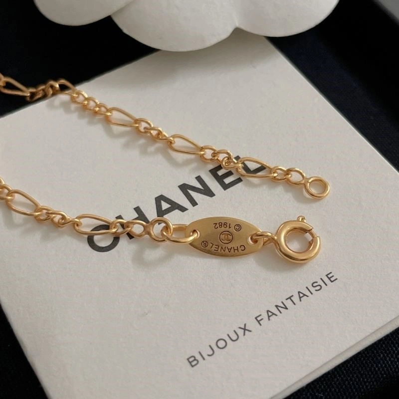 Bright Chanel Necklaces 223505