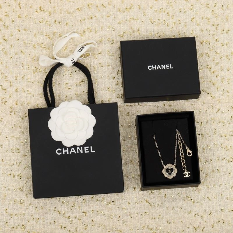 Chanel Necklaces Premium 223499