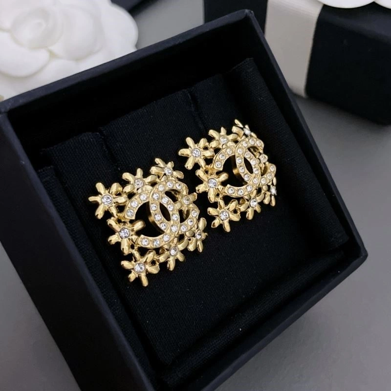 Neat Chanel Necklaces 223510