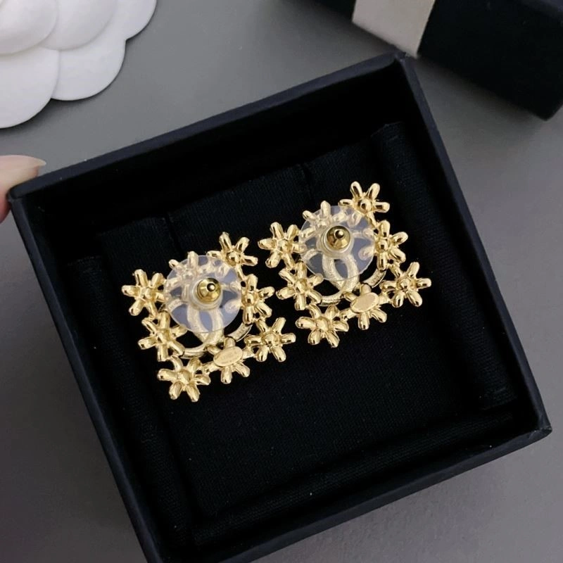 Neat Chanel Necklaces 223510