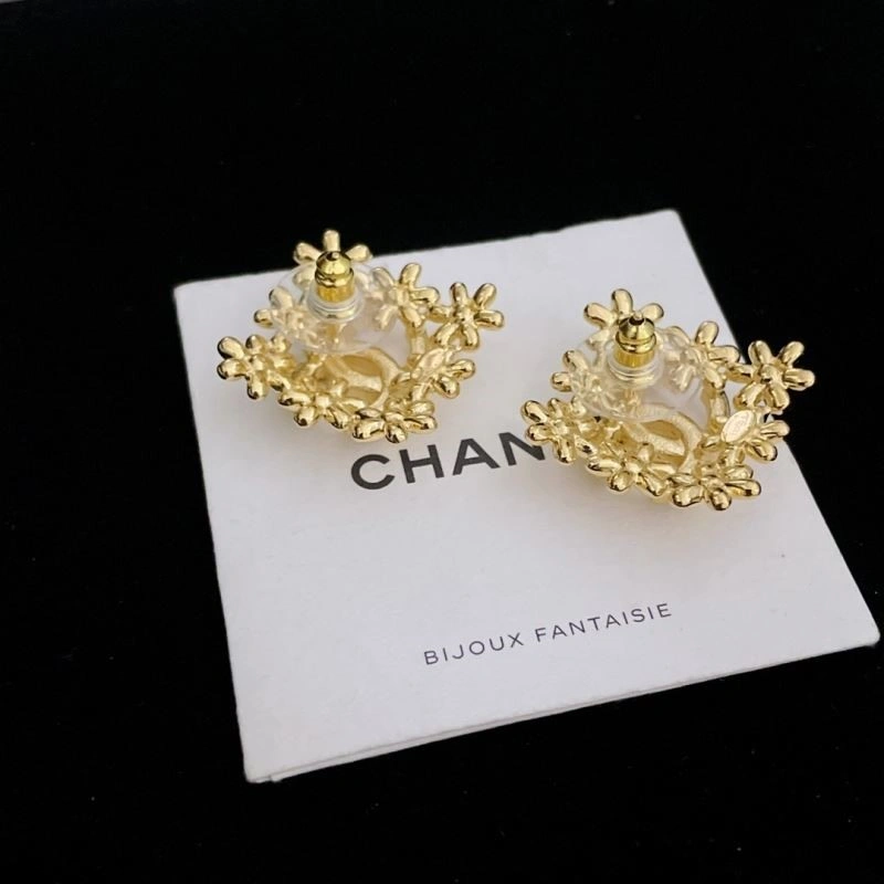 Neat Chanel Necklaces 223510