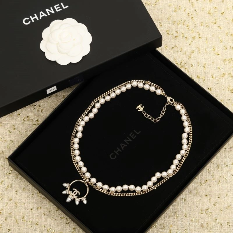 Effortless Chanel Necklaces 223498