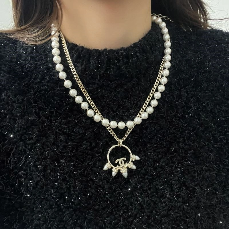 Effortless Chanel Necklaces 223498