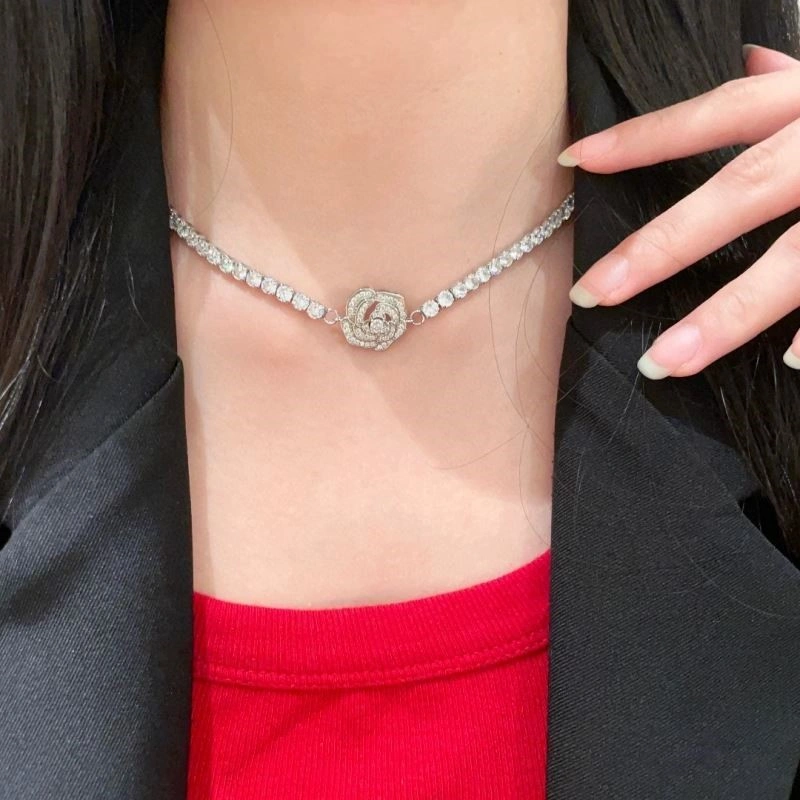 Chanel Necklaces Supportive 223530