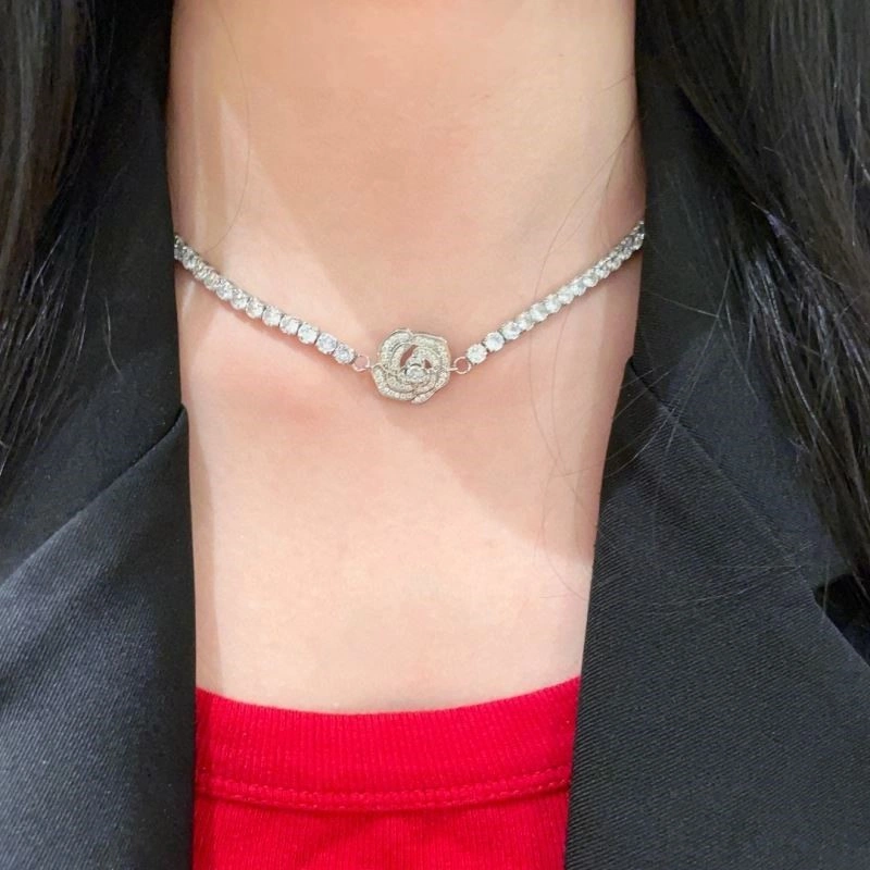 Chanel Necklaces Supportive 223530