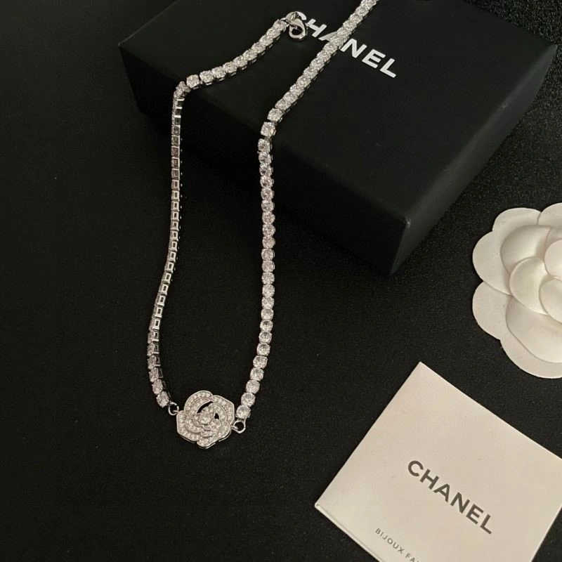 Chanel Necklaces Supportive 223530