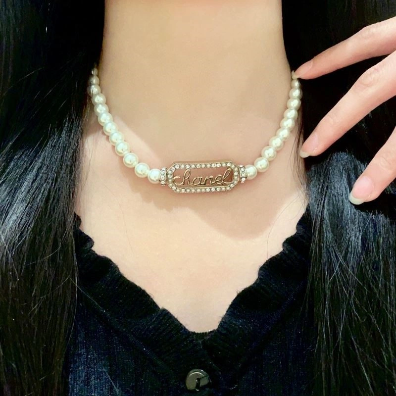 Chanel Necklaces Snug 223494