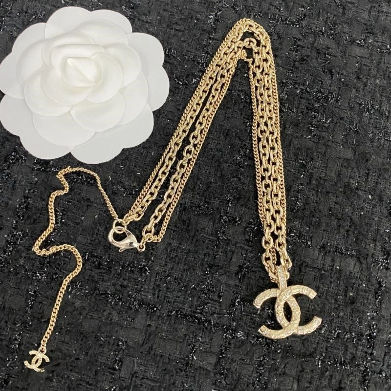 Comfortable Chanel Necklaces 223500