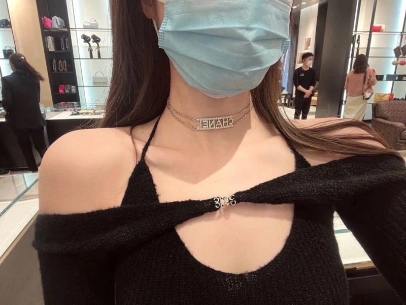 UrbanStyle Chanel Necklaces 223497
