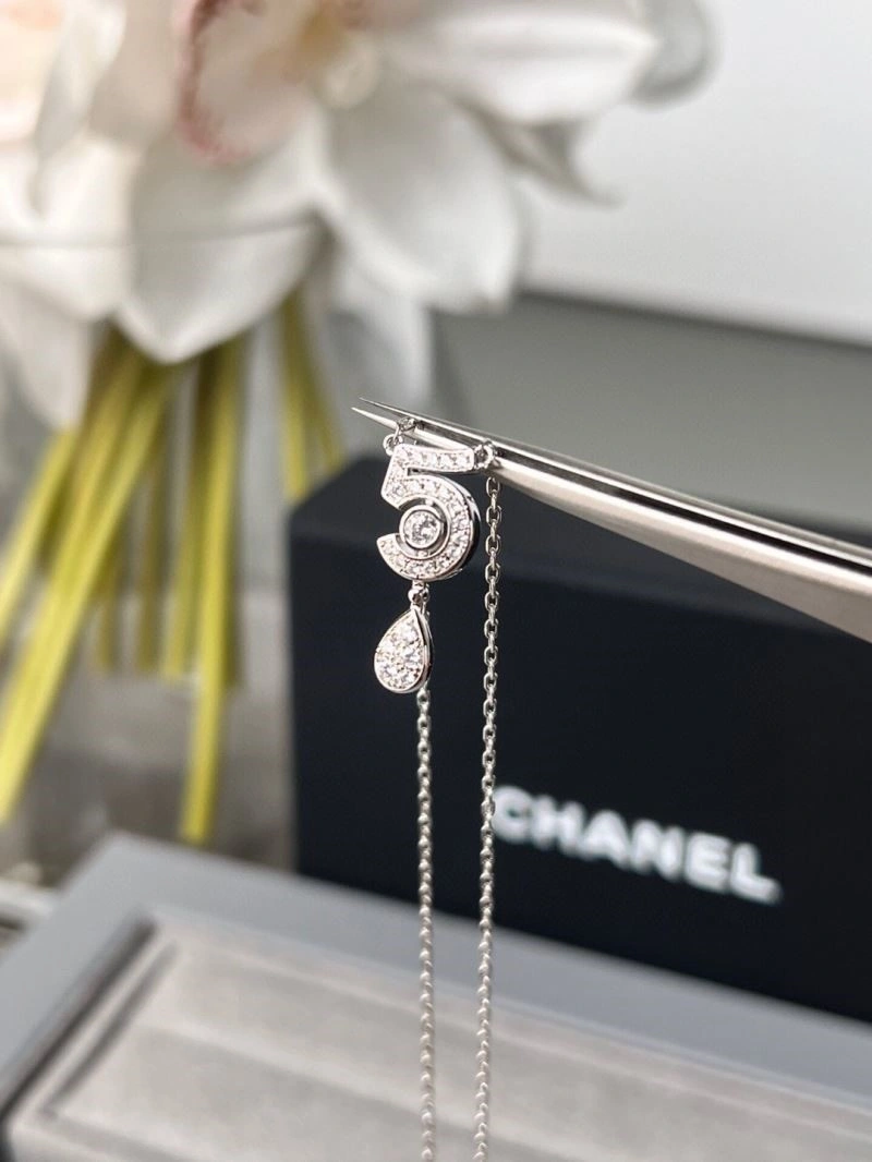 Chanel Necklaces Resilient 223477